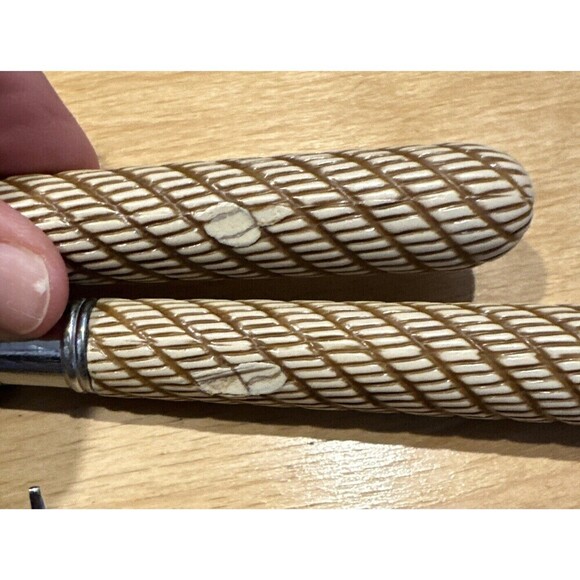 Mikasa Thailand MIS33 Stainless Flatware Service for 4 Brown Tan Swirled Stripes - Picture 9 of 9